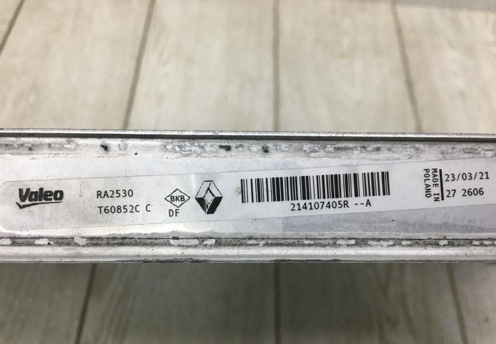 Радиатор охлаждения Renault Arkana OEM 214107405R Радиатор охлаждения Renault Arkana OEM 214107405R