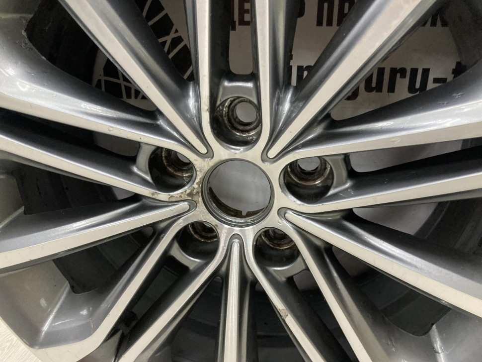 Диск литой R18 J8 Hyundai Genesis 2 oem 52910B1150 Диск литой R18 J8 Hyundai Genesis 2 oem 52910B1150
