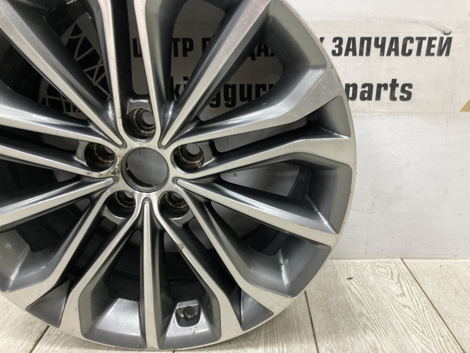 Диск литой R18 J8 Hyundai Genesis 2 oem 52910B1150 Диск литой R18 J8 Hyundai Genesis 2 oem 52910B1150