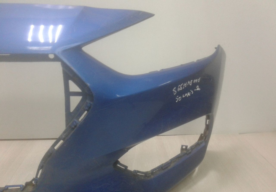 Бампер передний Hyundai Solaris 2 oem 86511h5000 (трещина) (слом.бок.креп.) Бампер передний Hyundai Solaris 2 oem 86511h5000 (трещина) (слом.бок.креп.)