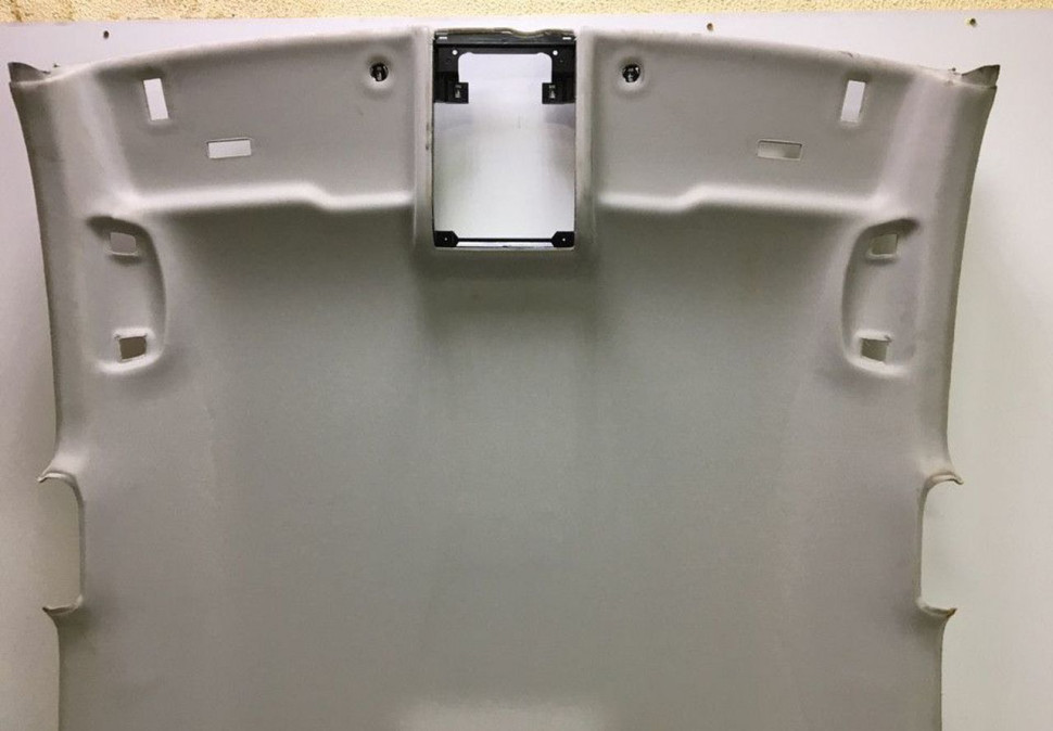 Обивка потолка Volkswagen Tiguan 2 oem 5na867506a Обивка потолка Volkswagen Tiguan 2 oem 5na867506a