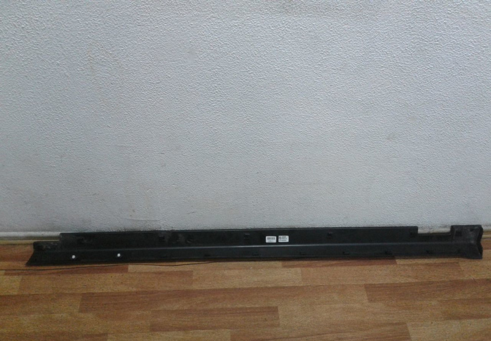 Накладка порога левая Hyundai Santa Fe 3 (12>) oem 877512w000 Накладка порога левая Hyundai Santa Fe 3 (12>) oem 877512w000