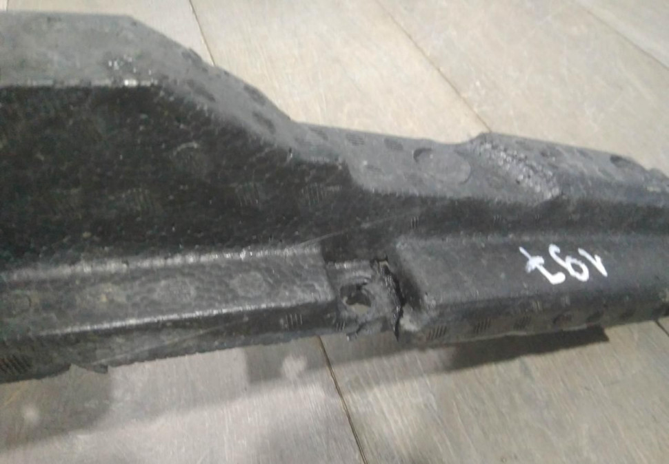 Абсорбер переднего бампера бу BMW X6 F16 OEM 51117319770