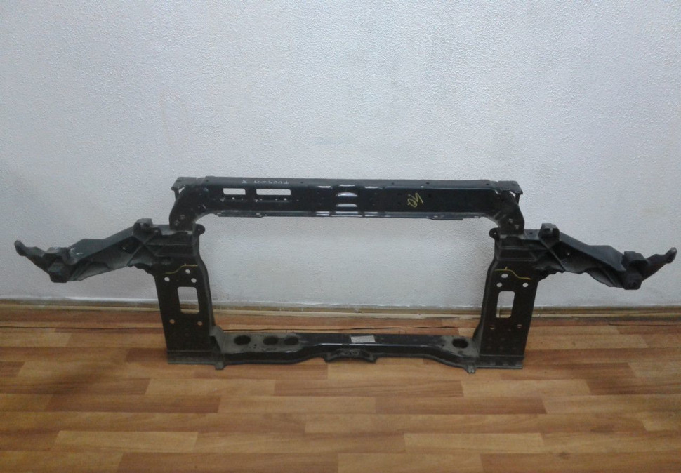 Панель передняя Hyundai Tucson 3 (мал. дефект)