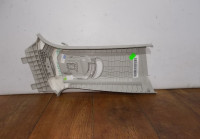 Обивка средней стойки левый верхний бу Skoda Octavia A7 OEM 5E0867293