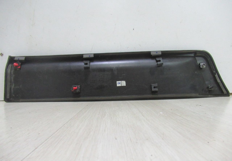 Молдинг двери задний левый Hyundai Creta oem 87733M0000 Молдинг двери задний левый Hyundai Creta oem 87733M0000