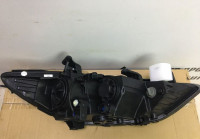 Фара левая Hyundai Elantra 6 AD до рест oem  92101f2100
