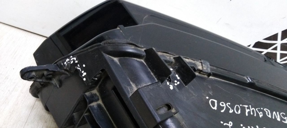 Фара правая LED Volkswagen Tiguan 2 oem 5NB941036D Фара правая LED Volkswagen Tiguan 2 oem 5NB941036D