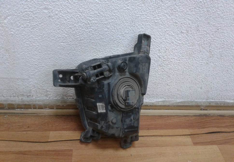 Фара птф правая Hyundai Creta oem 92208m0000