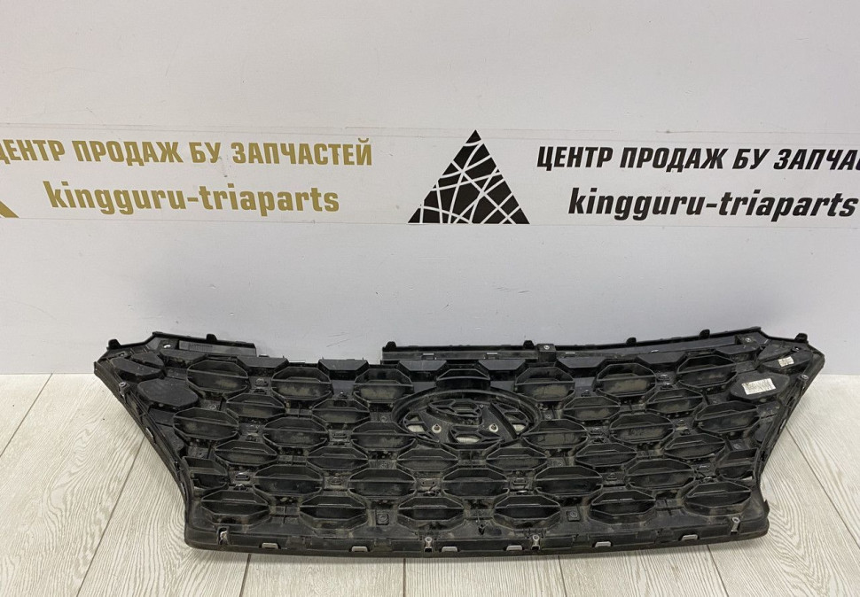 Решетка радиатора Hyundai Santa Fe 4 oem 86366s1110