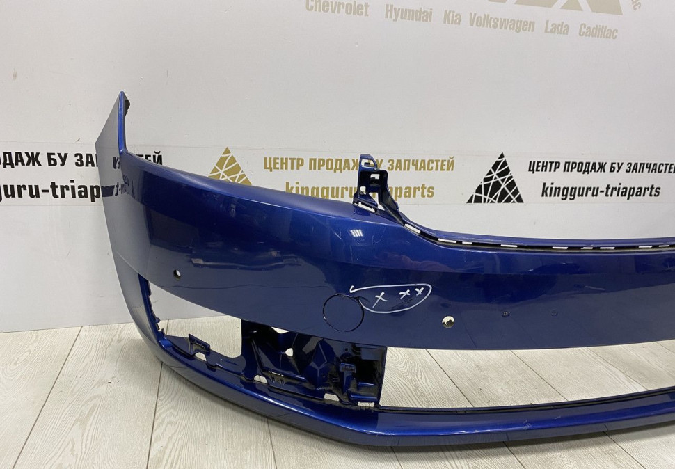 Бампер передний Skoda Rapid OEM 60U807221F