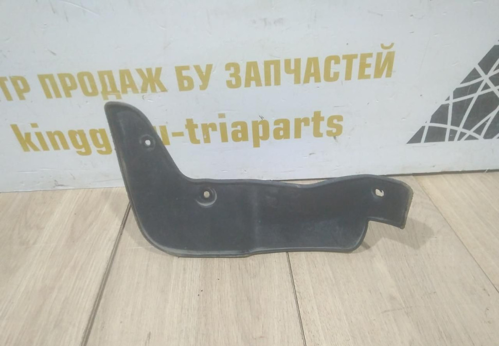 Брызговик задний правый бу Renault Kaptur OEM 788124470R Брызговик задний правый бу Renault Kaptur OEM 788124470R