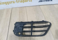 Решетка переднего бампера левая бу BMW X1 F48 OEM 51117383355