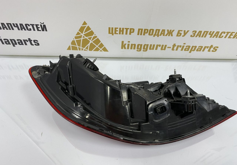 Фонарь правый внешний BMW X4 G02 OEM 63217409396