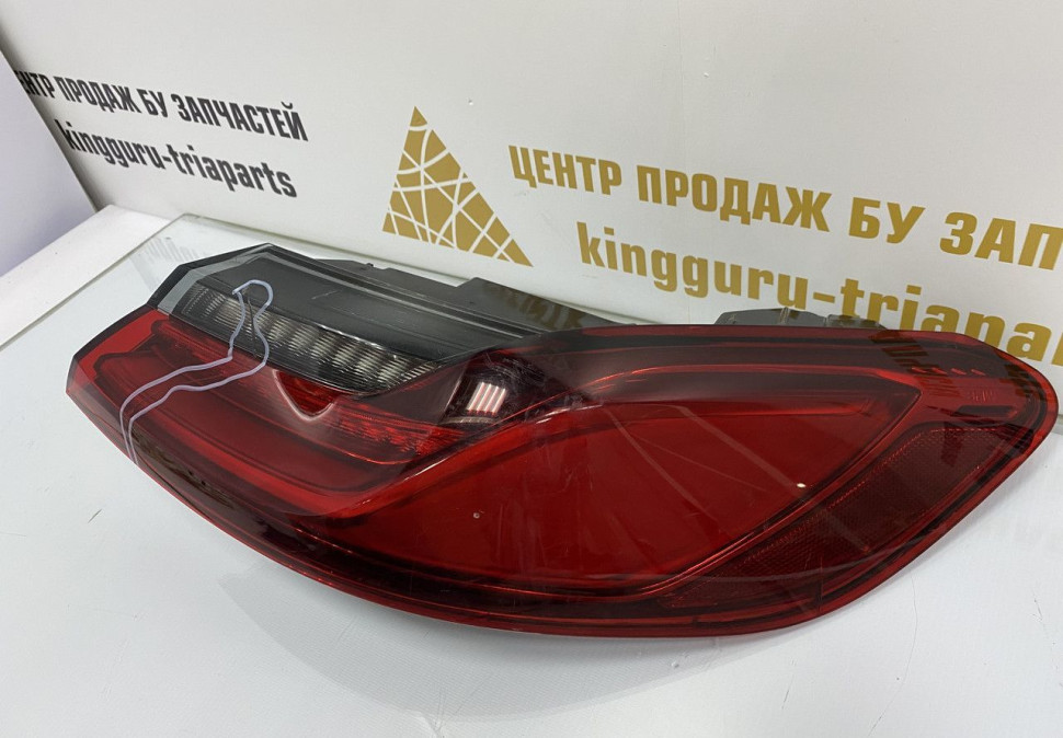 Фонарь правый внешний BMW X4 G02 OEM 63217409396