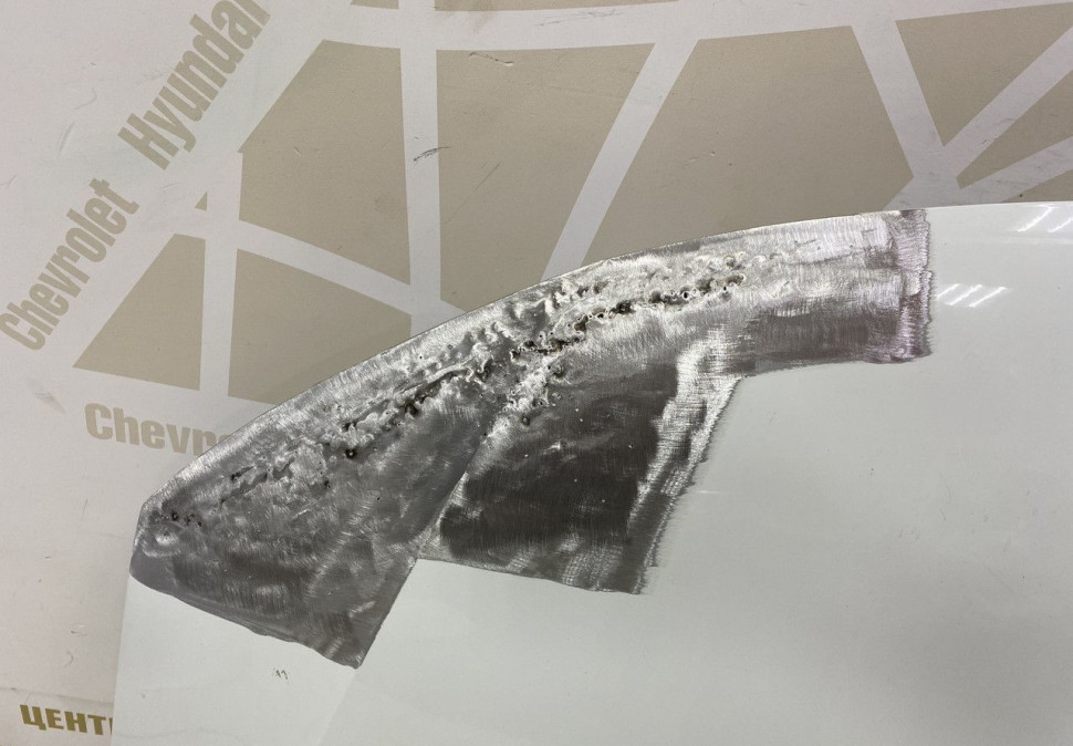 Капот Skoda Rapid OEM 5J5823031B Капот Skoda Rapid OEM 5J5823031B