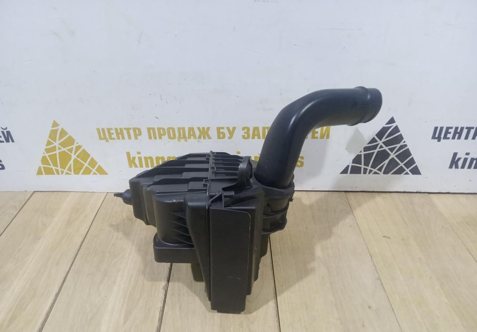 Корпус воздушного фильтра Renault Fluence OEM 8200947663