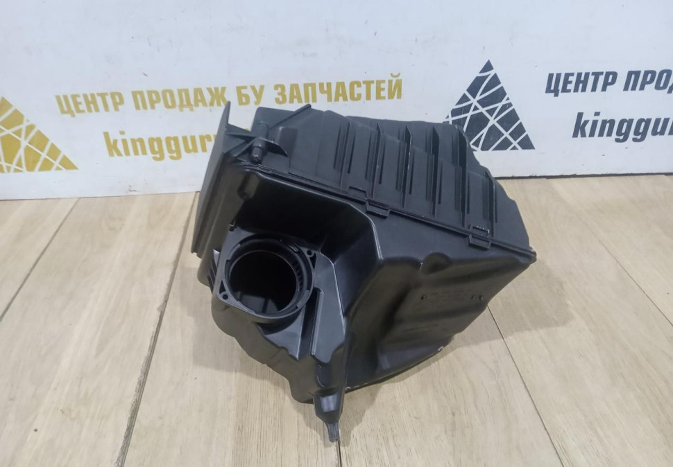 Корпус воздушного фильтра Renault Fluence OEM 8200947663 Корпус воздушного фильтра Renault Fluence OEM 8200947663
