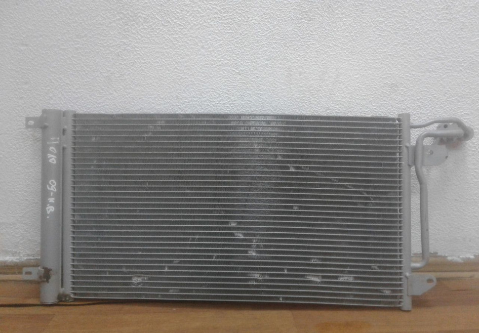 Радиатор кондиционера Volkswagen Polo oem 6c0816411b Радиатор кондиционера Volkswagen Polo oem 6c0816411b