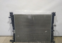 Радиатор охлаждения бу Renault Logan 2 OEM 214105731R