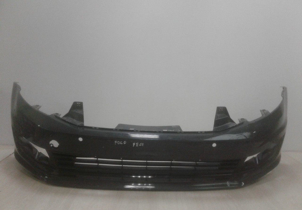 Бампер передний Volkswagen Polo седан рест oem 6RU807221A