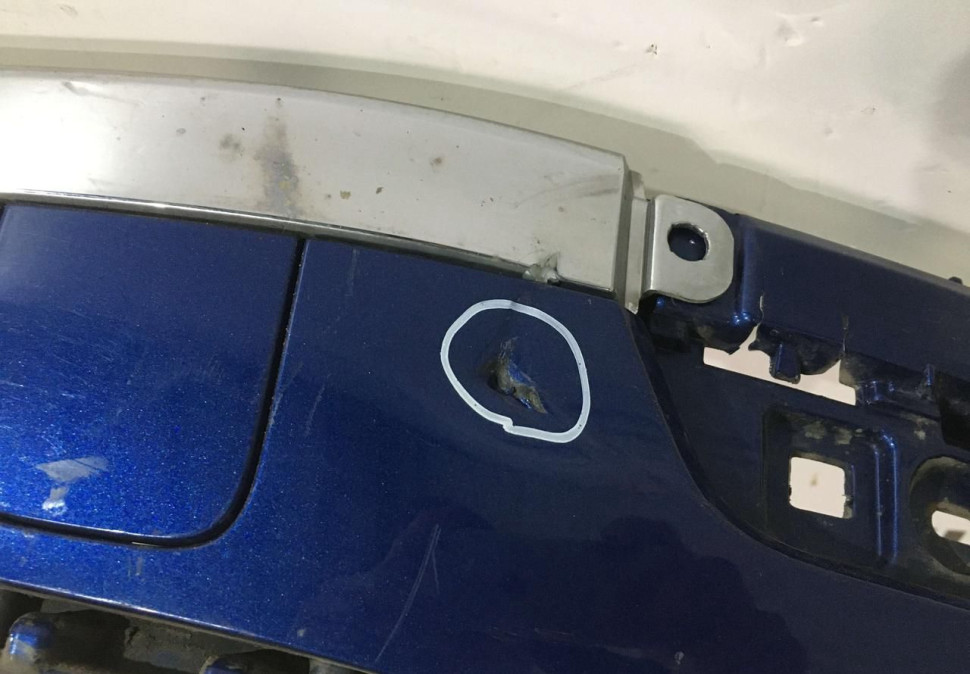 Спойлер заднего бампера Volkswagen Touareg 2 рестайлинг 2014-2018 oem 7P6807521A Спойлер заднего бампера Volkswagen Touareg 2 рестайлинг 2014-2018 oem 7P6807521A