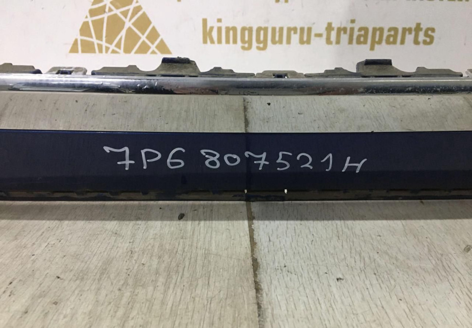 Спойлер заднего бампера Volkswagen Touareg 2 рестайлинг 2014-2018 oem 7P6807521A Спойлер заднего бампера Volkswagen Touareg 2 рестайлинг 2014-2018 oem 7P6807521A