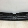 Решетка радиатора Volkswagen Touareg NF (14>) oem 7P6853653 (трещина) Решетка радиатора Volkswagen Touareg NF (14>) oem 7P6853653 (трещина)