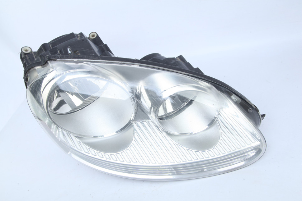 Фара правая Volkswagen Golf 5 04-09 Oem 1K6941006P