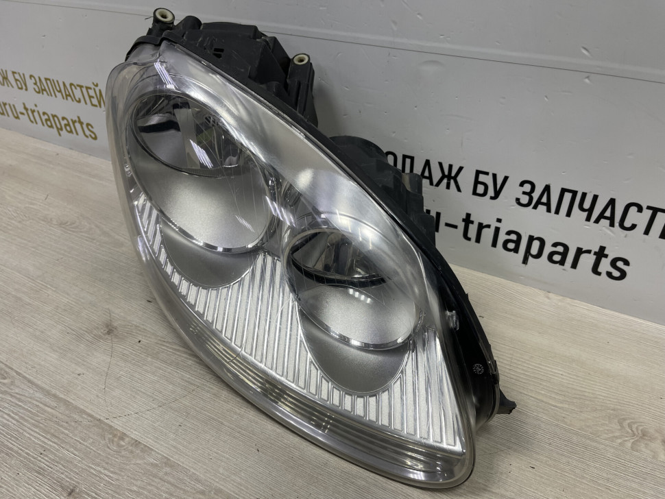 Фара правая Volkswagen Golf 5 04-09 Oem 1K6941006P