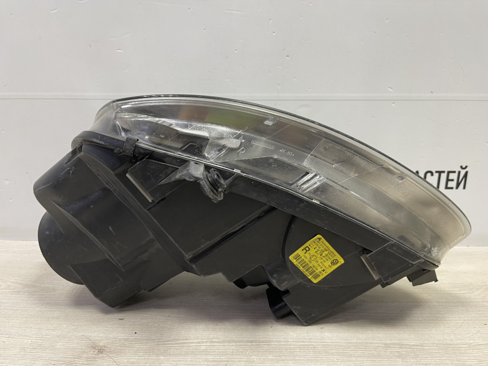Фара правая Volkswagen Golf 5 04-09 Oem 1K6941006P
