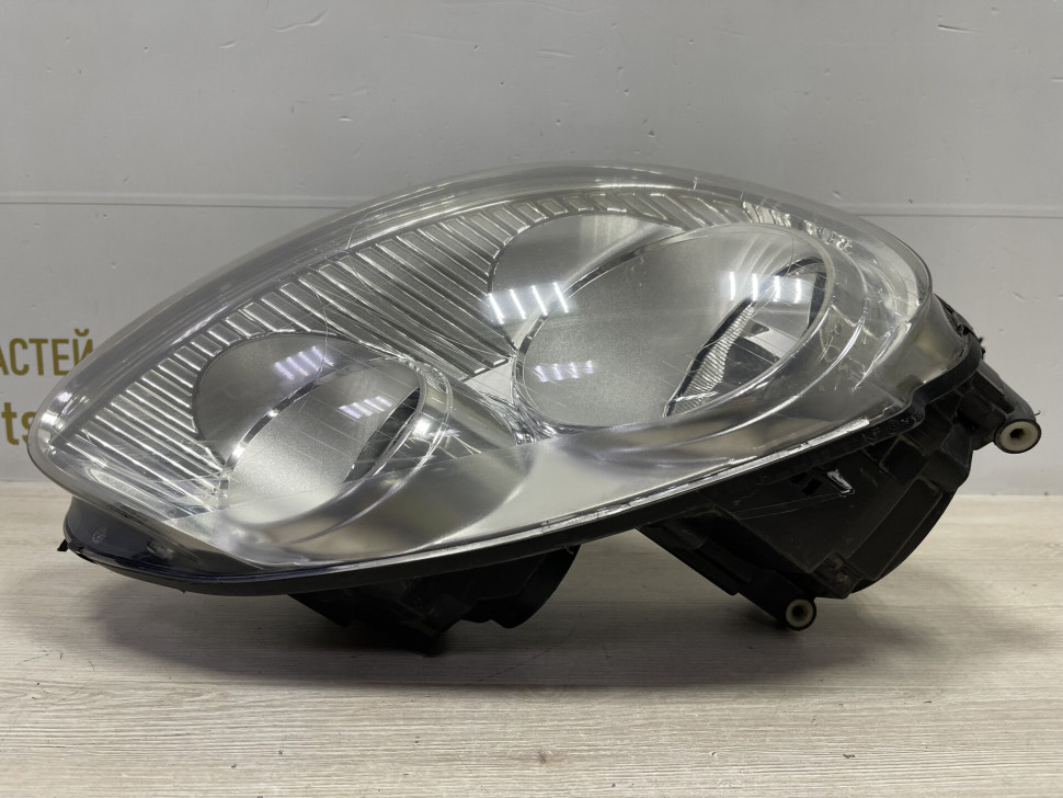Фара правая Volkswagen Golf 5 04-09 Oem 1K6941006P