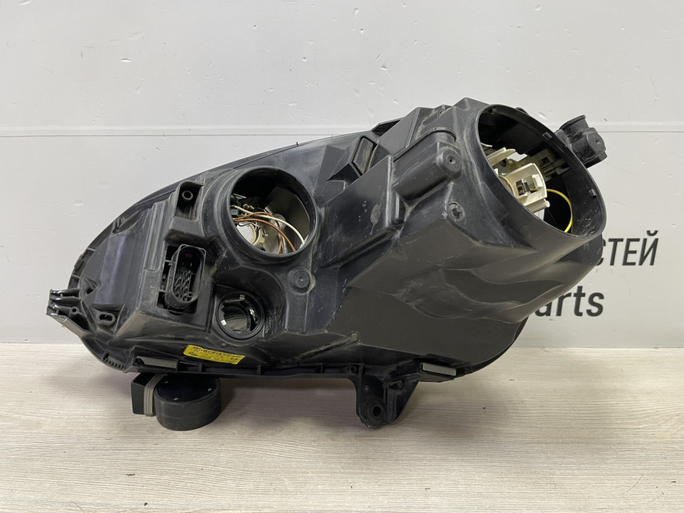 Фара правая Volkswagen Golf 5 04-09 Oem 1K6941006P