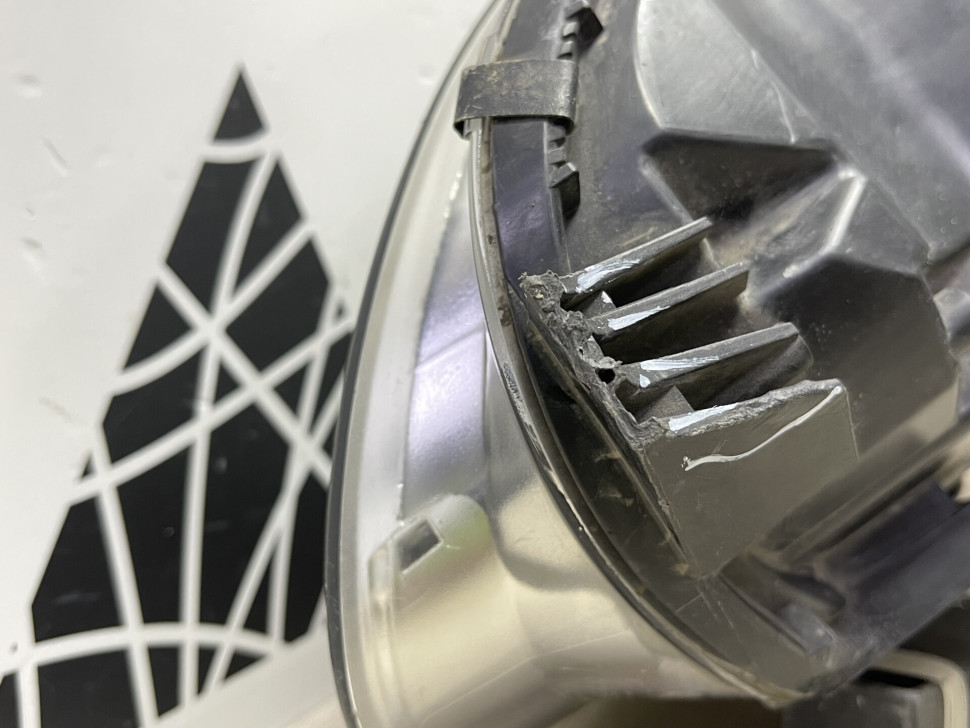 Фара правая Volkswagen Golf 5 04-09 Oem 1K6941006P