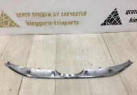 Молдинг решетки радиатора Hyundai IX35 (10-15) oem 863522Y000