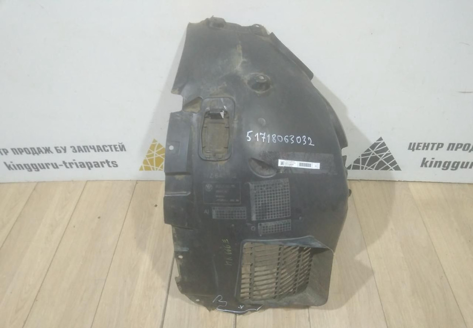 Подкрылок передний правый бу BMW 2M F87 OEM 51718063032