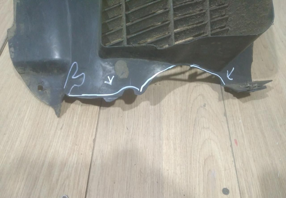 Подкрылок передний правый бу BMW 2M F87 OEM 51718063032