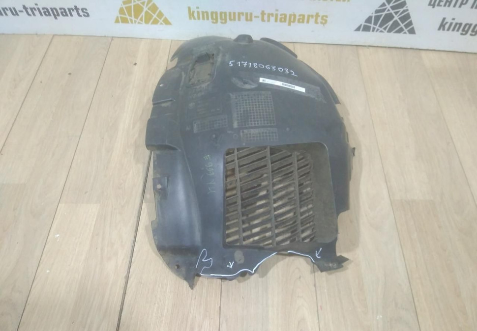 Подкрылок передний правый бу BMW 2M F87 OEM 51718063032
