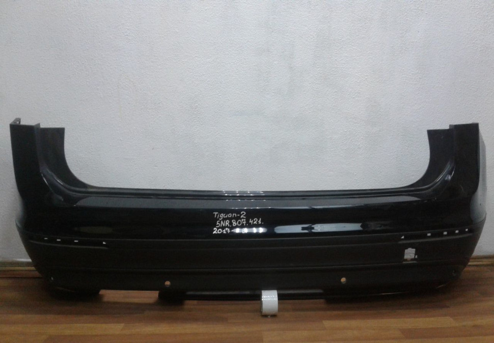 Бампер задний с юбкой Volkswagen Tiguan 2 oem 5nr807421 (скл-3)