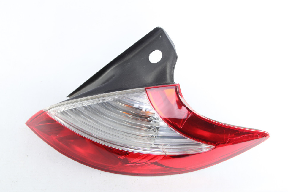 Фонарь правый внешний Renault Megane 3 Рено Меган 3 OEM 265500036R Фонарь правый внешний Renault Megane 3 Рено Меган 3 OEM 265500036R