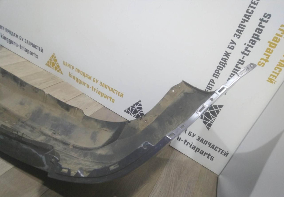 Бампер задний бу Renault Fluence OEM 850220041R