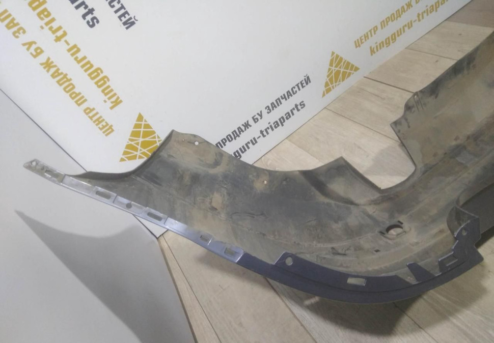 Бампер задний бу Renault Fluence OEM 850220041R