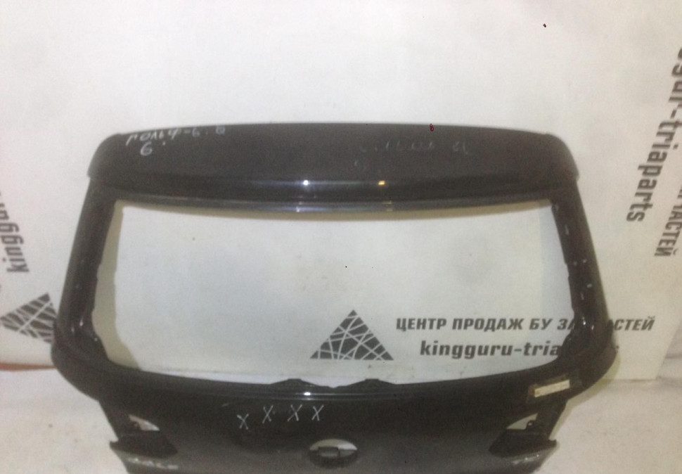 Крышка багажника Volkswagen Golf 6 OEM: 5K6827025J (скл-3) Крышка багажника Volkswagen Golf 6 OEM: 5K6827025J (скл-3)