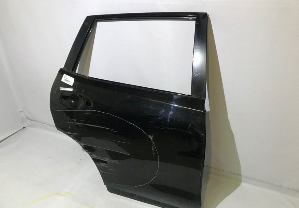 Дверь задняя правая Nissan X-Trail T32 OEM H210M4CBMA (скл-3) Дверь задняя правая Nissan X-Trail T32 OEM H210M4CBMA (скл-3)