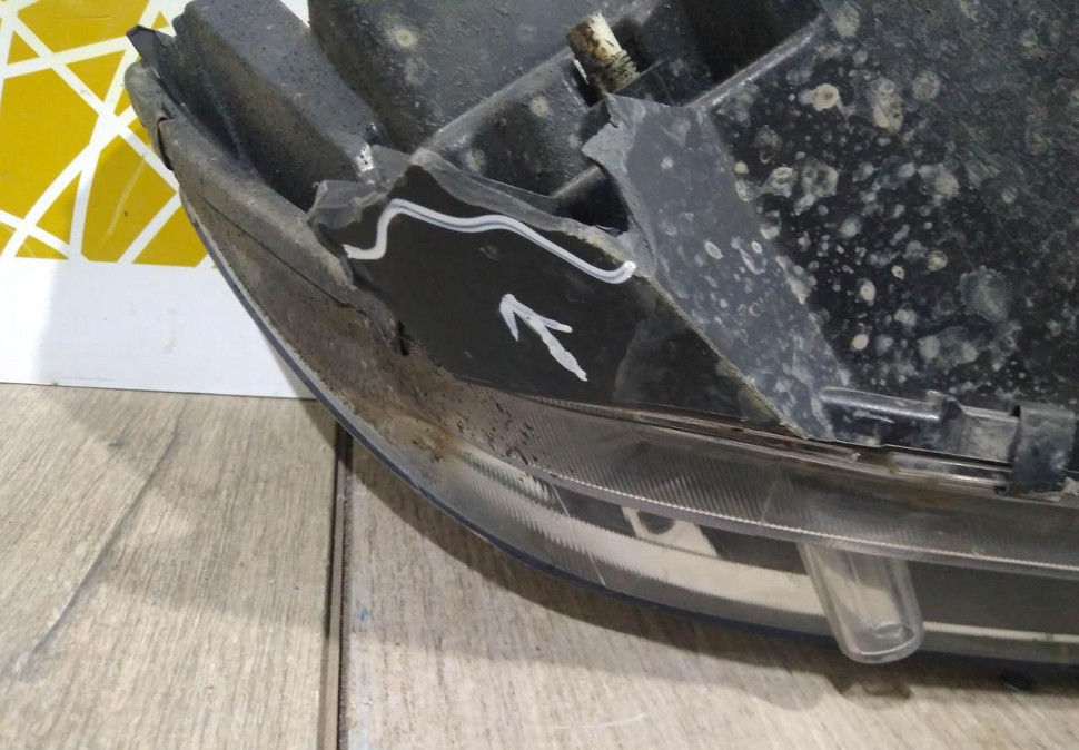 Фара левая бу Renault Logan 2 рестайлинг OEM 260601719R