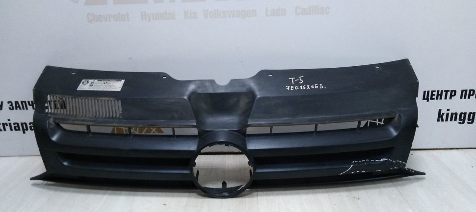 Решетка радиатора Volkswagen Transporter T5 рест (09-15) oem 7E0853653 (скл-3)