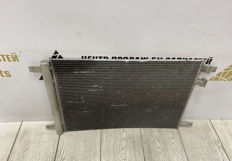 Радиатор кондиционера Skoda Octavia A7 OEM 5Q0816411BD