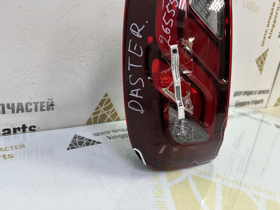 Фонарь левый Renault Duster рестайлинг OEM 265550368R Фонарь левый Renault Duster рестайлинг OEM 265550368R