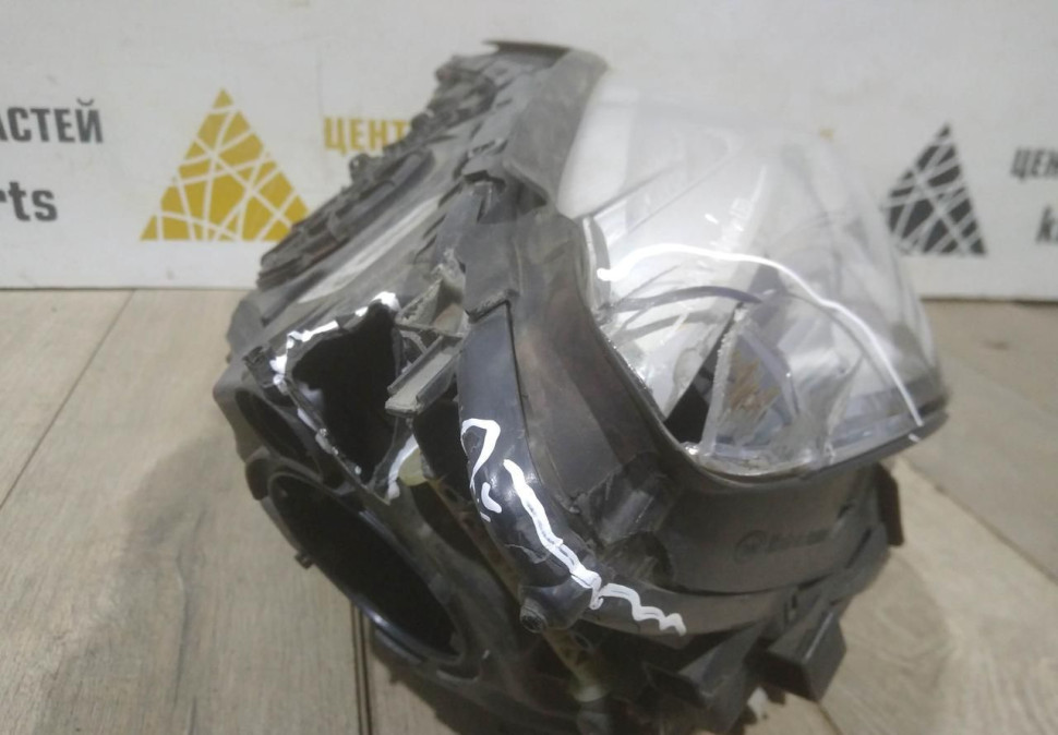 Фара ЛЭД LED адаптив правая бу BMW 7 G11 OEM 63117408716