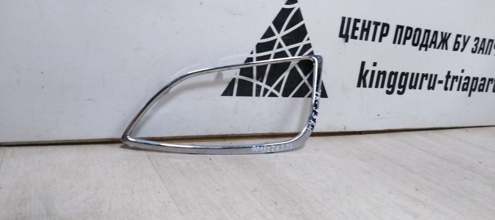 Молдинг решетки птф правый Hyundai IX35 oem 865822y000 Молдинг решетки птф правый Hyundai IX35 oem 865822y000